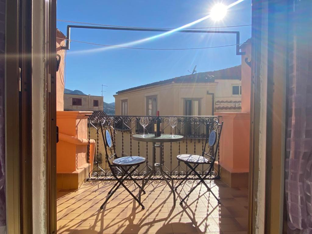 チェファルLa Terrazza Sul Corsoアパートメント エクステリア 写真
